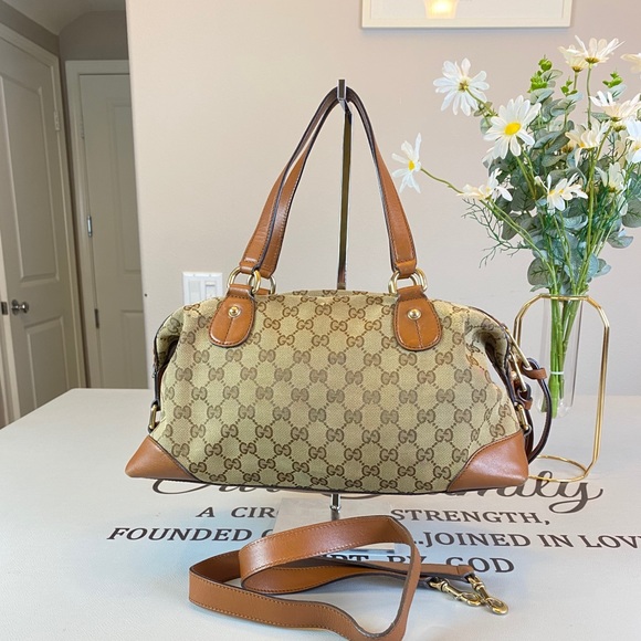 🔥Gucci GG Logo Supreme Shoulder Bag Satchel🔥 - Picture 2 of 15